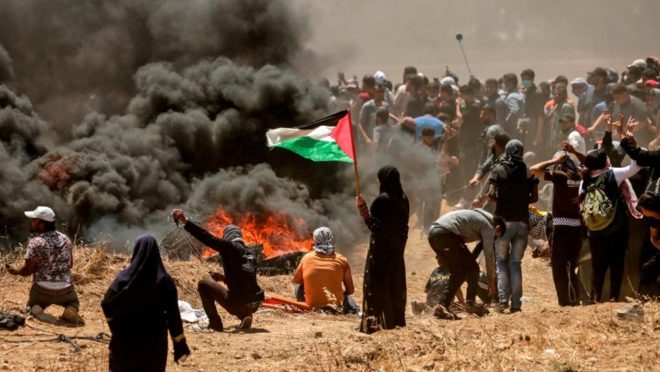 Manifestações lideradas pelo Hamas em 2018 contra a instalação da embaixada americana em Jerusalém causaram mais de 50 mortes. Foto: AFP