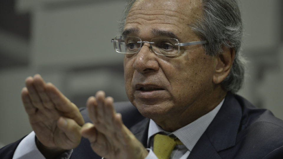 Paulo Guedes fala na Comissões de Assuntos Econômicos (CAE) do Senado.