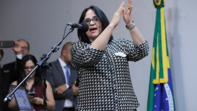 ministra damares alves