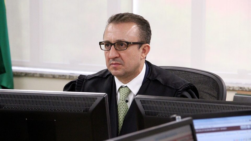 O desembargador federal Rogério Favretto, do TRF-4, causou polêmica ao mandar soltar Lula. Foto: Silvio Sirangelo/Gazeta do Povo