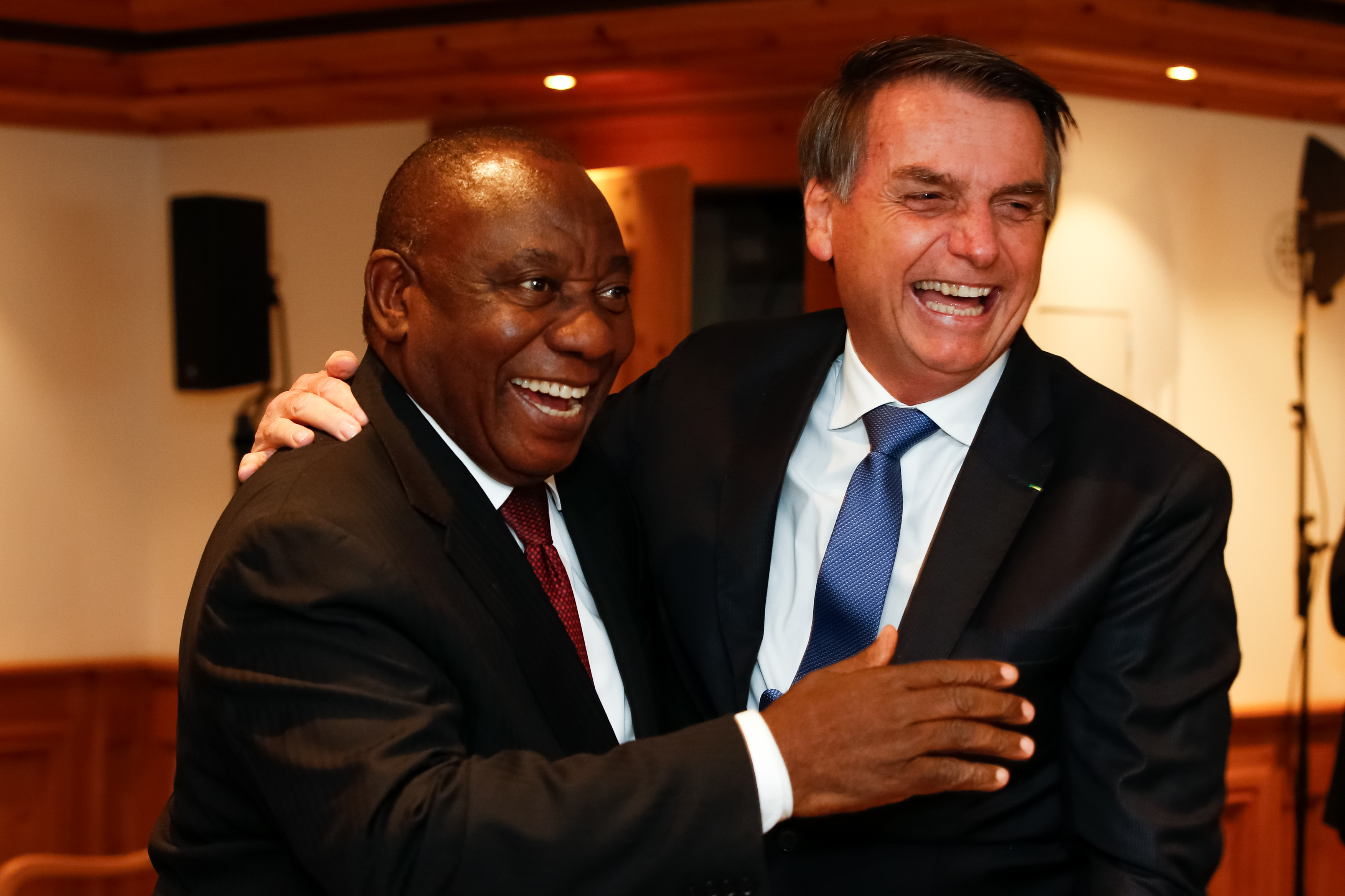 Jair Bolsonaro, durante reunião com o presidente da África do Sul, Cyril Ramaphosa.