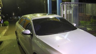 Beto Richa deixa a prisão de carro