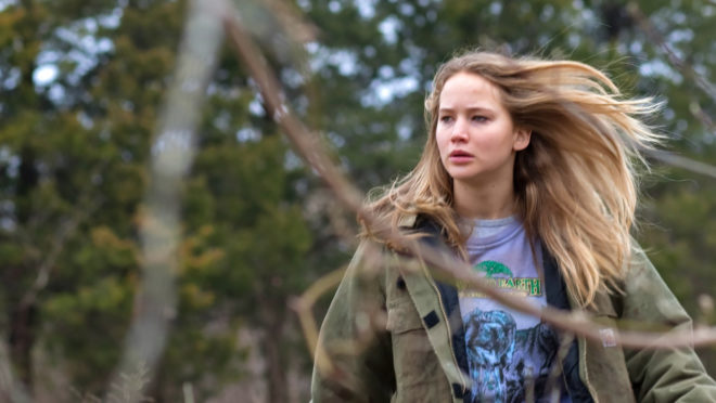 Cena do filme 'Inverno da Alma', com a atriz Jennifer Lawrence (Foto: Divulgação)
