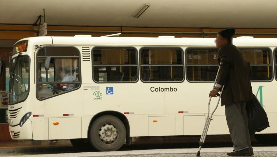 ônibus no Terminal Guadalupe