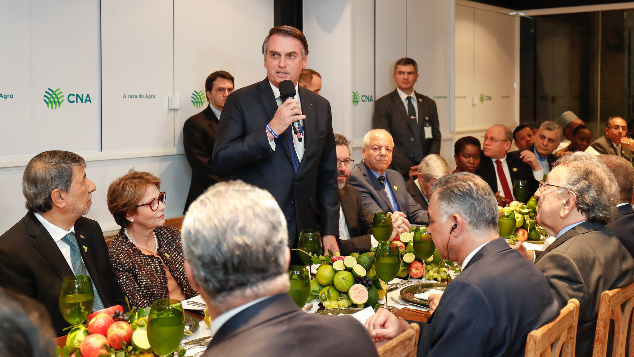 Bolsonaro participou nesta quarta-feira (10) de um jantar de confraternização da representantes de países muçulmanos. Foto: Alan Santos/PR