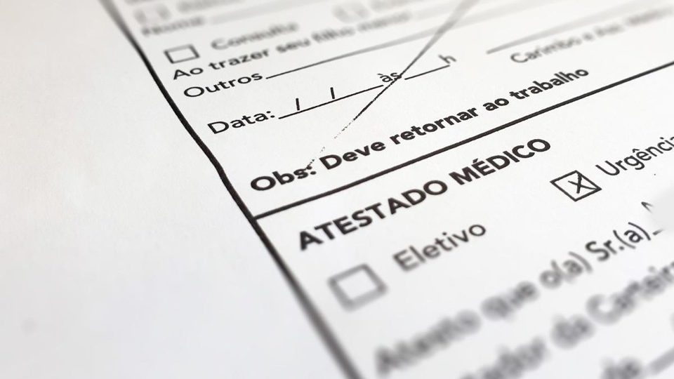 Atestados médicos de servidores do Paraná serão vistoriados