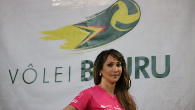 A goiana Tiffany nasceu Rodrigo Pereira de Abreu e já havia disputado as edições masculinas da Superliga A e B no Brasil e outros campeonatos masculinos nas ligas da Indonésia, Portugal, Espanha, França, Holanda e Bélgica antes de fazer a transição de gênero. (Imagem: Divulgação)