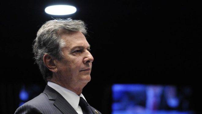 Senador completou 70 anos em 12 de agosto e tempo para que ato seja punido caiu pela metade.