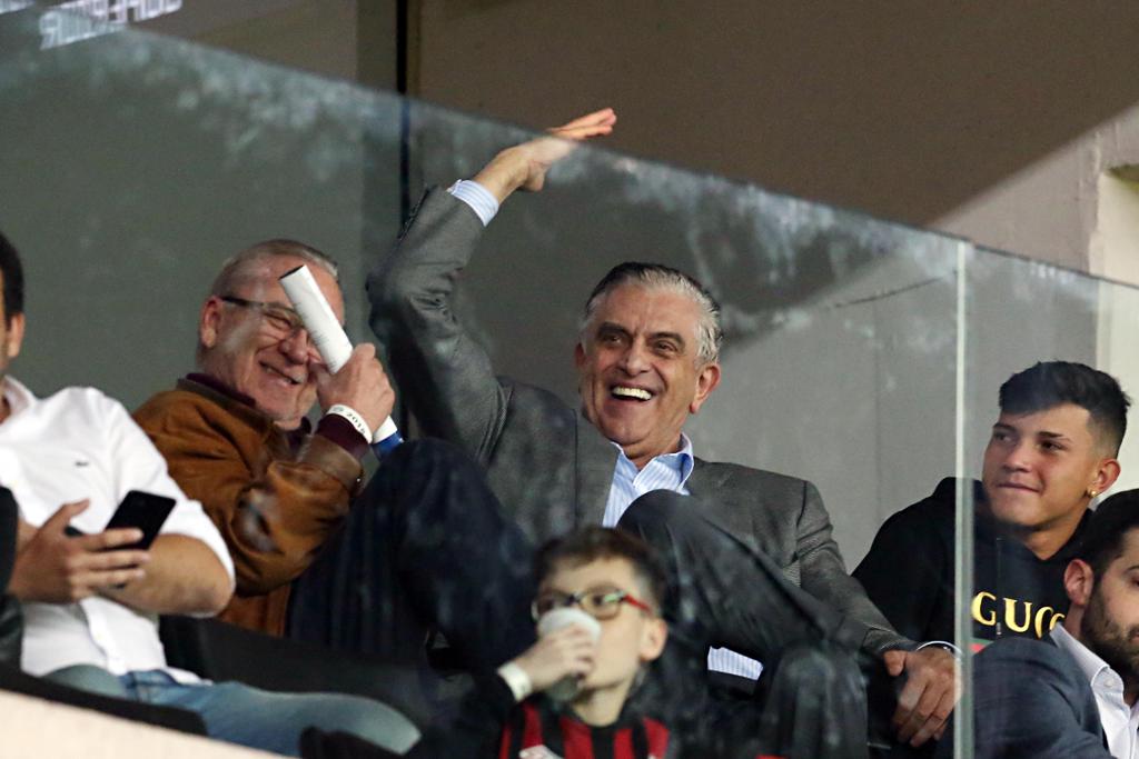 Petraglia durante jogo do Athletico na Arena da Baixada. | Albari Rosa/Gazeta do Povo