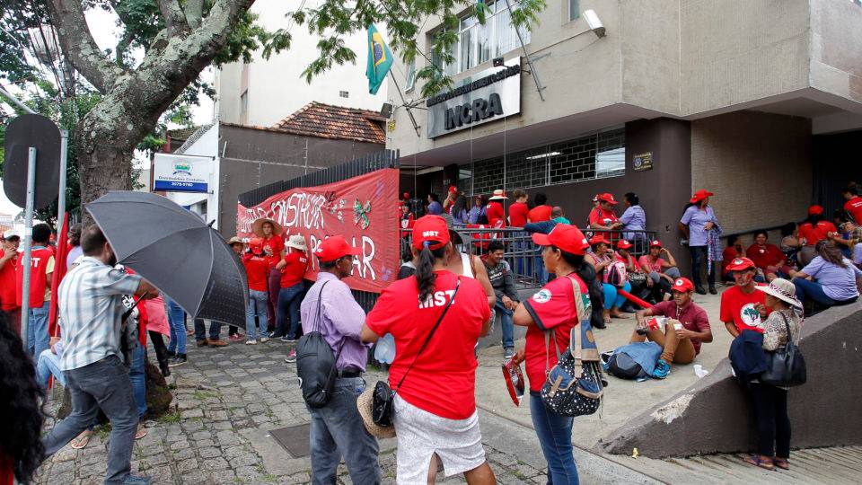 Ocupação de Imóvel Público