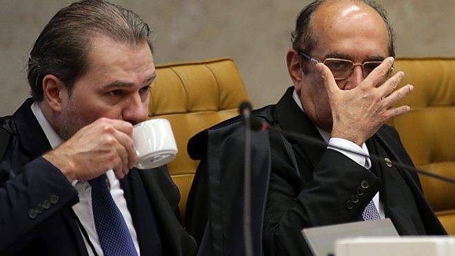 Dias Toffoli e Gilmar Mendes