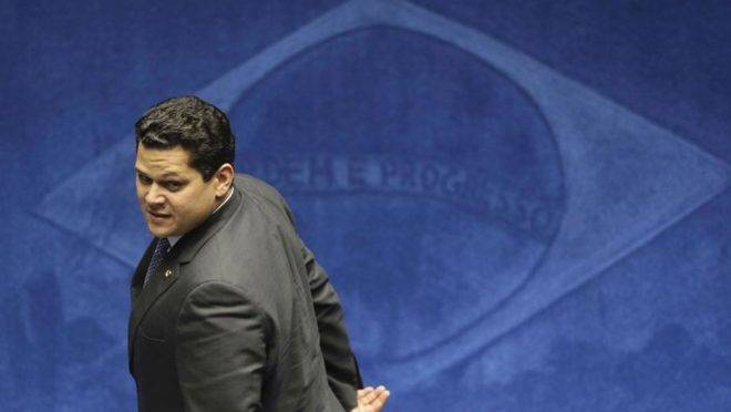 Criminalização do caixa 2: Davi Alcolumbre