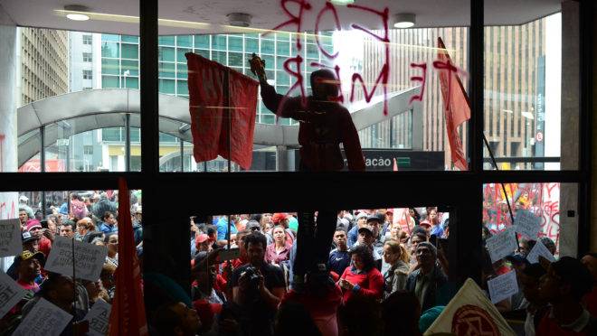 Prédio alugado onde funcionava o escritório da Presidência da República, na Avenida Paulista (Rovena Rosa/Agência Brasil)