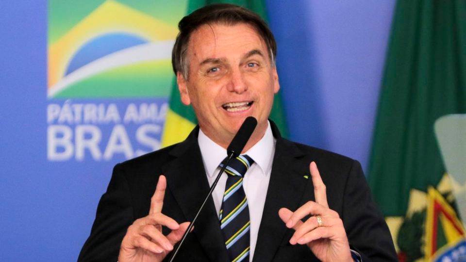 Pequenas e médias empresas ganham com a MP da Liberdade Econômica Bolsonaro durante solenidade de assinatura da medida provisória da liberdade econômica.