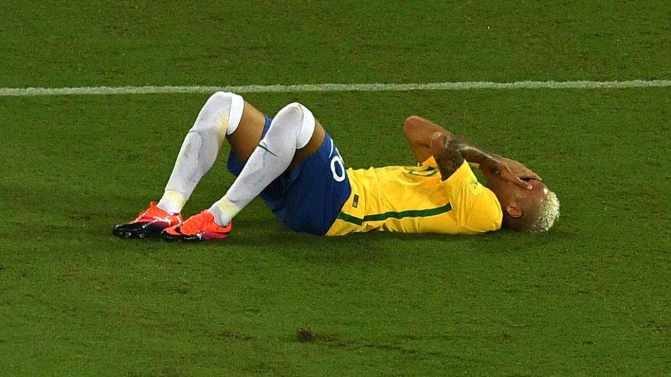 Ingressos a preços altos, vulgarização de um torneio centenário e mudança de público. São muitas as razões para a Copa América ter, até aqui, fracassado.