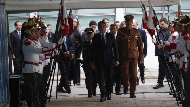 Jair Bolsonaro em visita a Curitiba