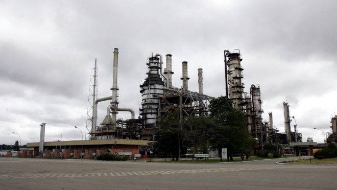 Repar, em Araucária, está no pacote de privatizações aprovado pela Petrobras.