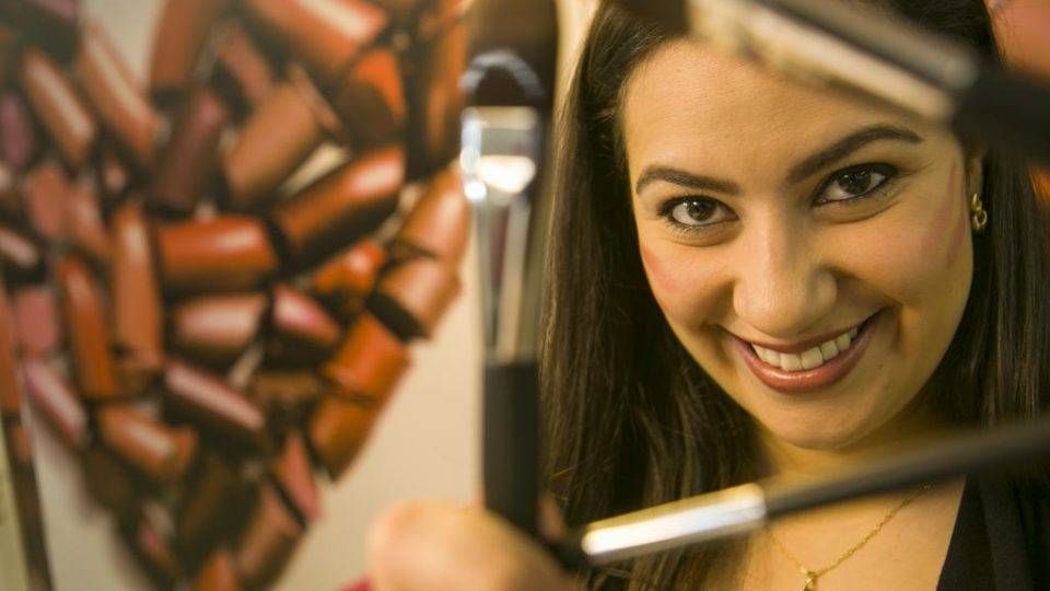 Aposta acertada: Myrane Noronha trocou o emprego principal pela venda de produtos da empresa Mary Kay | Marcelo Andrade/Gazeta do Povo