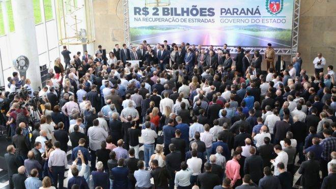 O governador Carlos Massa Ratinho Junior lançou, no dia 7 de maio, o programa de recuperação das rodovias estaduais.