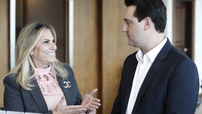 Cida Borghetti pediu a aposentadoria, mas Ratinho Jr disse que não vai conceder o benefício.
