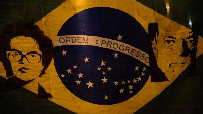 Entre as duas décadas perdidas, a de 1980 e 2010, o crescimento real do PIB per capita deve ficar, na média, em torno de 0,8%. Nesse ritmo, estima-se que demorará 87 anos para dobrar a renda per capita real dos brasileiros.