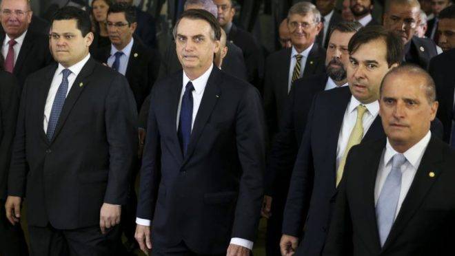MPs assinadas por Bolsonaro