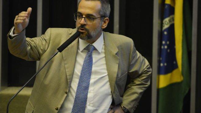 O ministro da Educação, Abraham Weintraub, na Câmara dos Deputados para detalhar como será feito o bloqueio de verbas de universidades públicas e institutos federais.