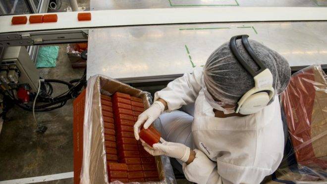 Fábrica de produção de sabonetes da Natura Ekos, em Belém