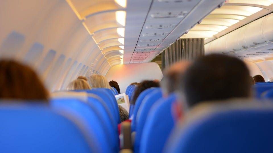 MPF vai investigar cobrança de bagagem de mão em aéreas Decisão tomada pelo Congresso proibindo cobrança de bagagem parece benéfica, mas é lesiva ao consumidor.
