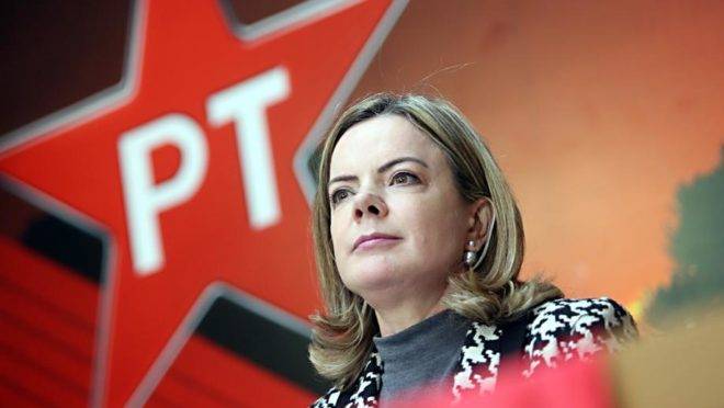 Gleisi Hoffmann, deputada federal e presidente nacional do PT