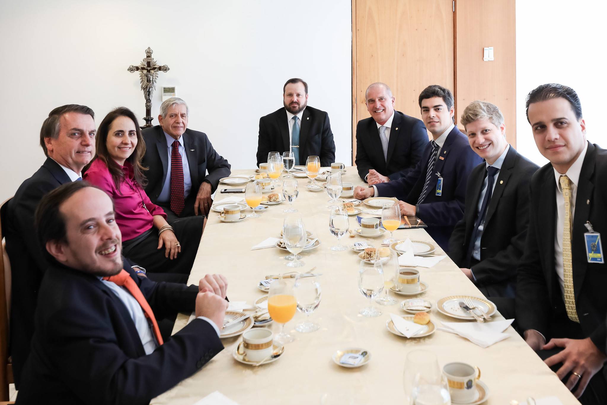 Bancada do Partido Novo em visita à Presidência da República.