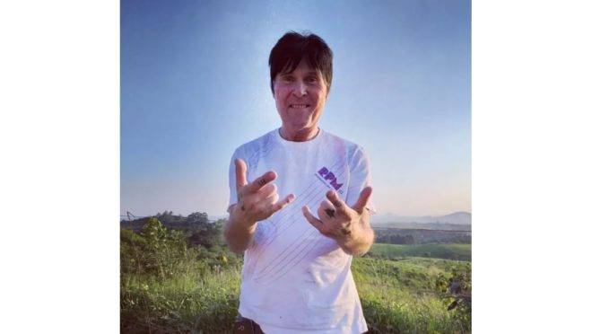 Pagni foi integrande de uma das bandas de maior sucesso do rock nacional, o RPM.