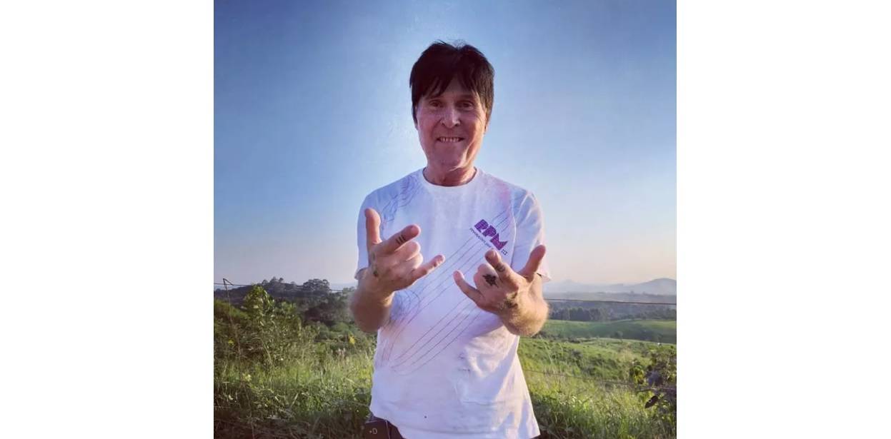 Pagni foi integrande de uma das bandas de maior sucesso do rock nacional, o RPM.