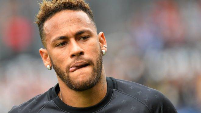 Neymar durante treino da seleção brasileira para a Copa América.