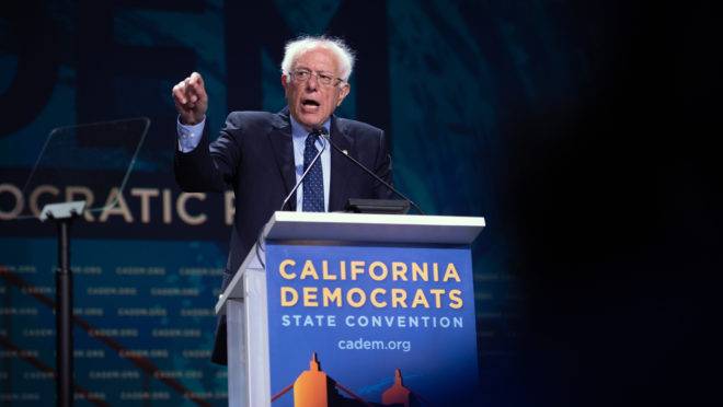 Submetidos à doutrinação em cursos sem perspectivas de futuro, os jovens norte-americanos são presa fácil para socialistas como Bernie Sanders.