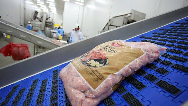 As vendas externas de carne suína in natura alcançaram 58,1 mil toneladas, alta de 41,7% ante as 41 mil toneladas embarcadas em maio de 2018 e 13,92% maiores quando comparadas ao total de 51 mil toneladas registrado em abril.