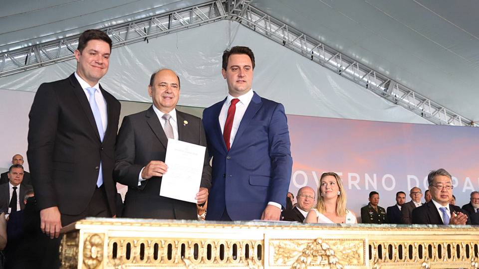 Luiz Felipe Carbonell toma posse como secretário