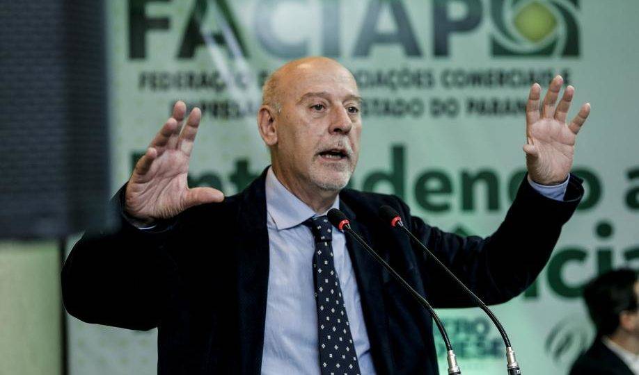 Retirar estados e municípios da reforma “seria um crime”, diz especialista em Previdência Paulo Tafner, especialista em previdência, esteve em Curitiba, nesta quarta (6), para falar sobre os impactos da reforma.