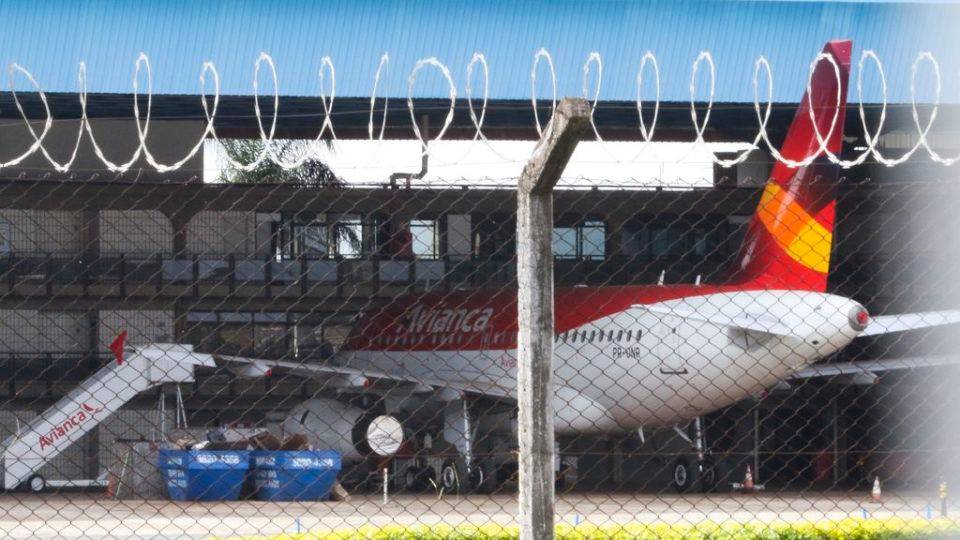 Sem Avianca, rota Rio-São Paulo é a menos concorrida entre as 20 mais movimentadas do mundo Avianca-suspensao-voos