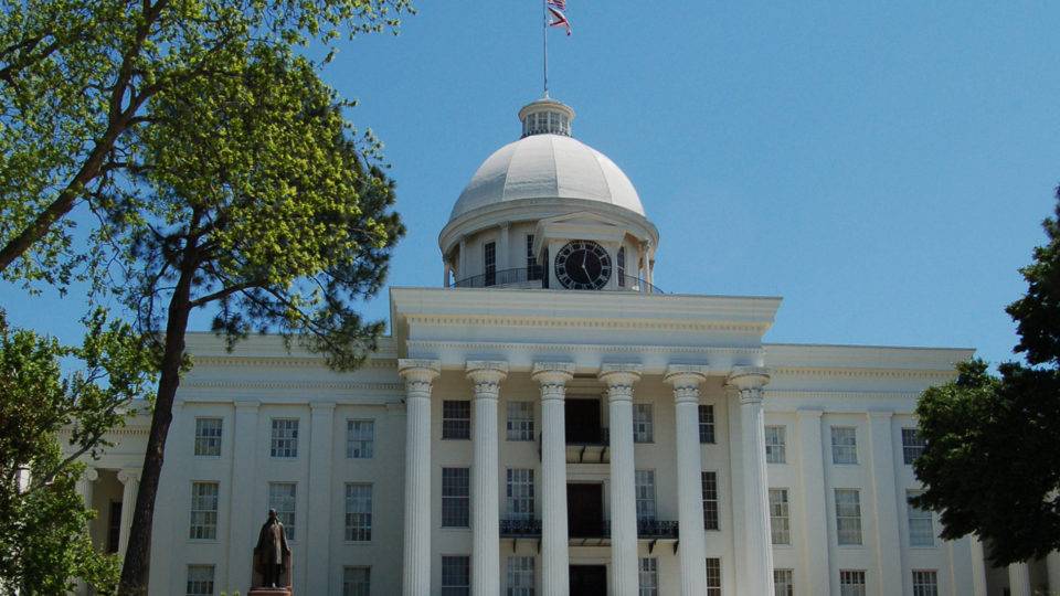 Legisladores do Alabama aprovam ‘castração química’ para alguns criminosos sexuais Alabama House of Representatives, a Câmara dos Representantes do Alabama
