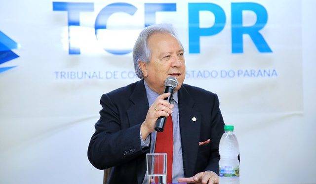 Conselheiro Nestor Baptista, presidente do TCE-PR