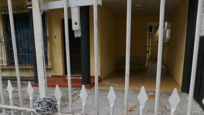 Autoescola diz que não fechou e que irá reabrir em outro endereço em breve