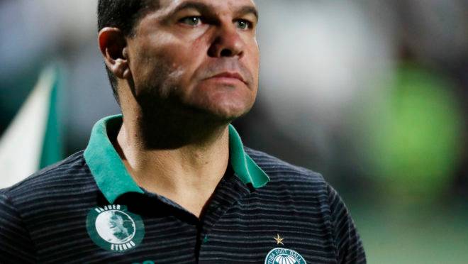 Louzer Coritiba técnico