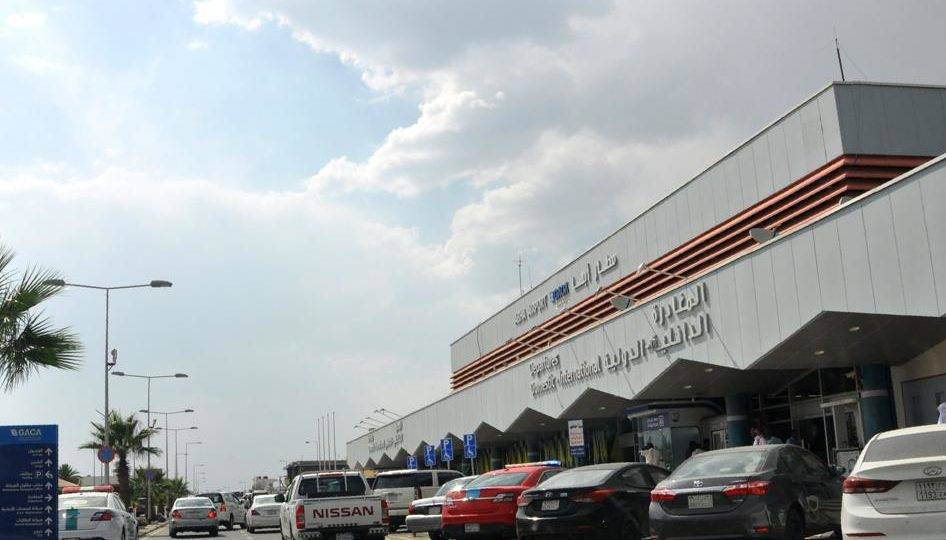 A entrada do aeroporto em Abha, no sudoeste da Arábia Saudita em 12 de junho de 2019. Um ataque de mísseis contra o aeroporto deixou vários feridos