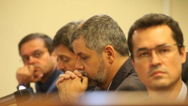 Deltan Dallagnol e outros procuradores da força-tarefa da Lava Jato no Paraná. Foto: Albari Rosa/Gazeta do Povo