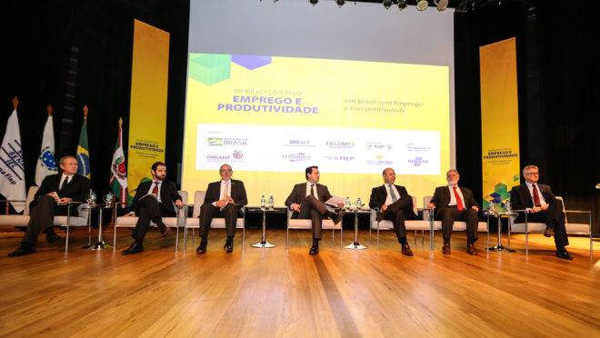 Lançamento do programa Mobilização pelo Emprego e Produtividade para Todos teve participação de agentes políticos e representantes setoriais