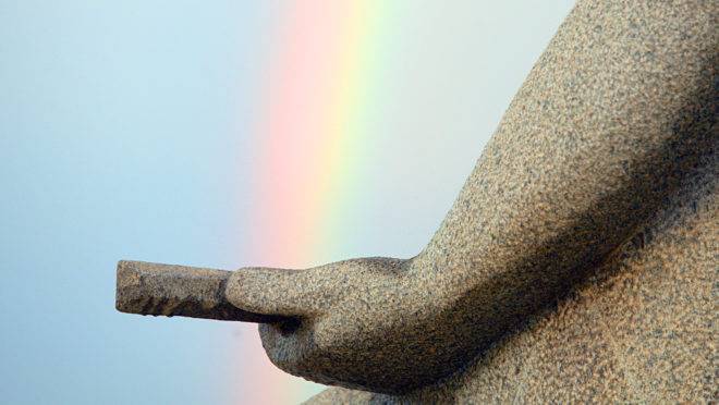 Detalhe da estátua da Justiça no prédio do Supremo Tribunal Federal.