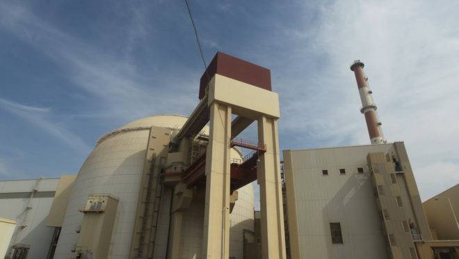Prédio do reator na usina nuclear de Bushehr, no sul do Irã