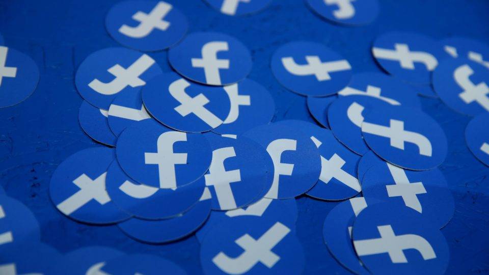 Várias logomarcas do Facebook