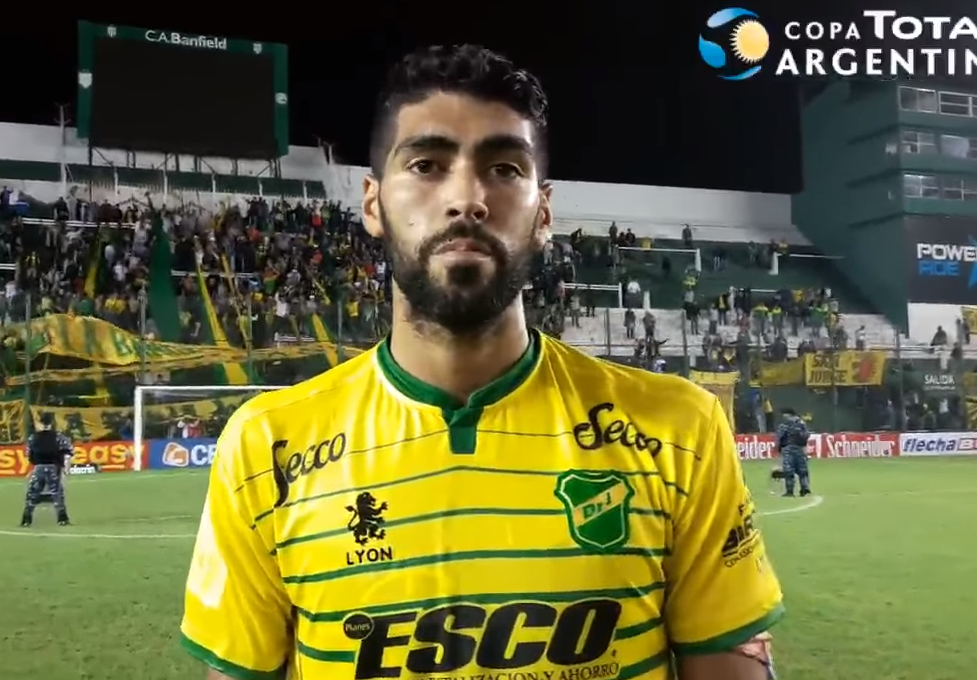 Zagueiro Barboza, do Defensa y Justicia, está na mira do Athletico.